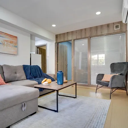 Apartament Atlantis 50m From Makenzy Seafront Larnaca