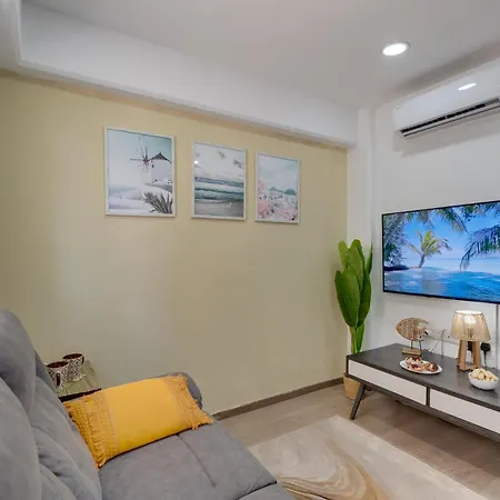 Apartament Atlantis 50m From Makenzy Seafront *