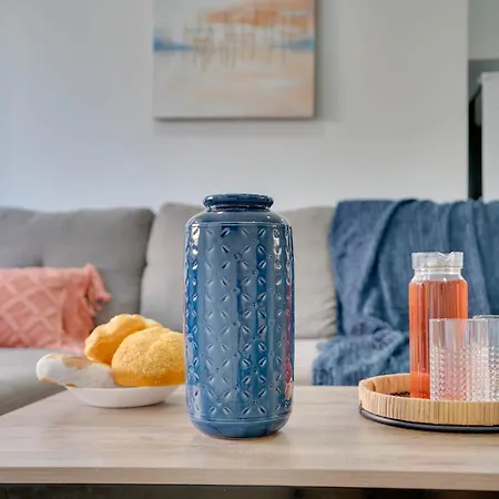 Atlantis 50m From Makenzy Seafront Larnaca