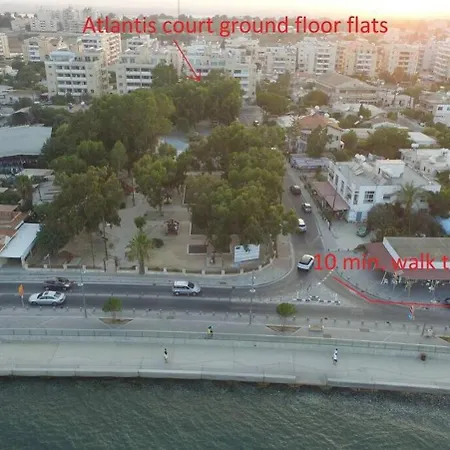 Διαμέρισμα Atlantis 50m From Makenzy Seafront *