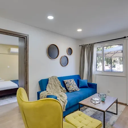 Apartament Atlantis 50m From Makenzy Seafront Larnaca