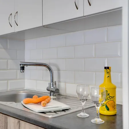 Atlantis 50m From Makenzy Seafront