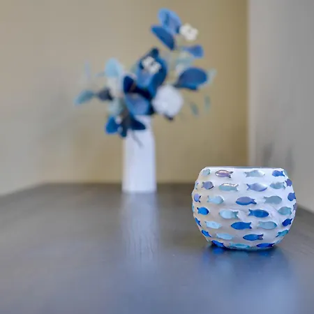 Lägenhet Atlantis 50m From Makenzy Seafront Larnaca