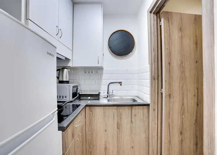 Apartmán Atlantis 50m From Makenzy Seafront *