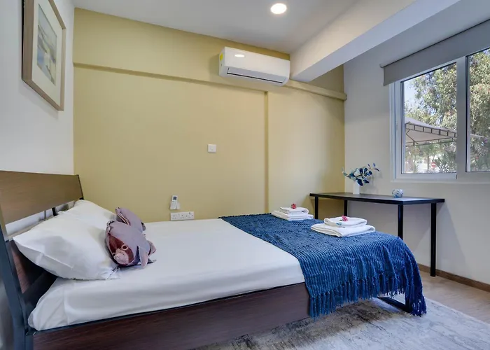 Atlantis 50m From Makenzy Seafront Lárnaca