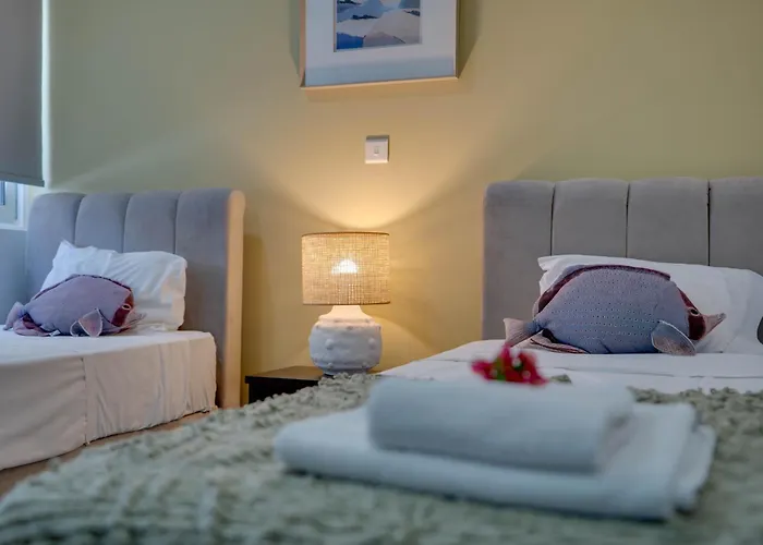 Atlantis 50m From Makenzy Seafront Apartmán Larnaca