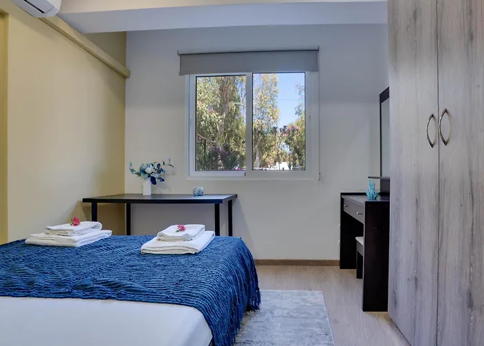 Atlantis 50m From Makenzy Seafront Apartamento