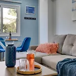 Atlantis 50m From Makenzy Seafront Apartment Larnaka