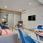 Atlantis 50m From Makenzy Seafront Larnaka