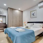 Atlantis 50m From Makenzy Seafront Larnaka