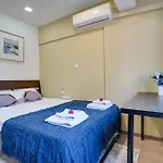 Atlantis 50m From Makenzy Seafront Apartment