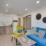 Apartment Atlantis 50m From Makenzy Seafront Larnaka