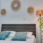 Atlantis 50m From Makenzy Seafront Larnaka